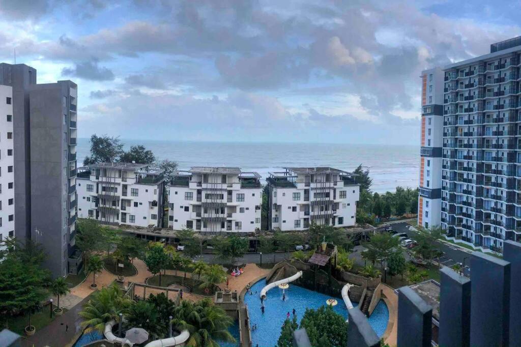 Comfortable 2 Bedroom Beach View Condo Kampong Chengal Lempong Екстер'єр фото